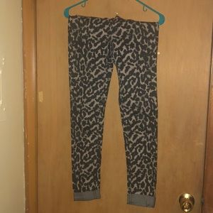 Leopard print jeggings